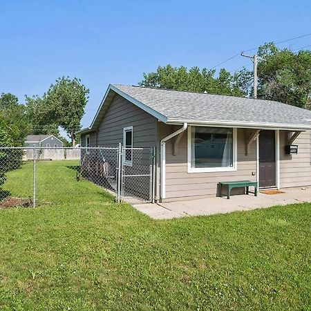 Charming Home-Pet-Friendly-Lg Fenced Backyard Rapid City Luaran gambar