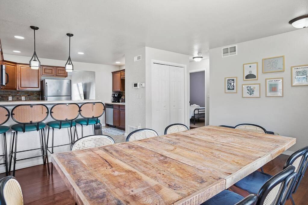 Charming Home-Pet-Friendly-Lg Fenced Backyard Rapid City Luaran gambar